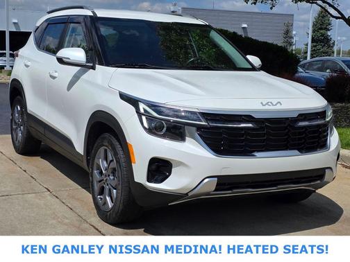 Snow White Pearl 2024 Kia Seltos S