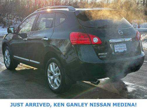 2012 Nissan Rogue SV w/SL Pkg