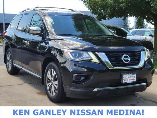 2019 Nissan Pathfinder S