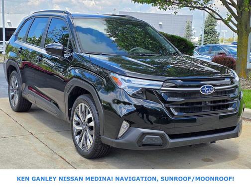 Crystal Black Silica 2025 Subaru Forester Touring