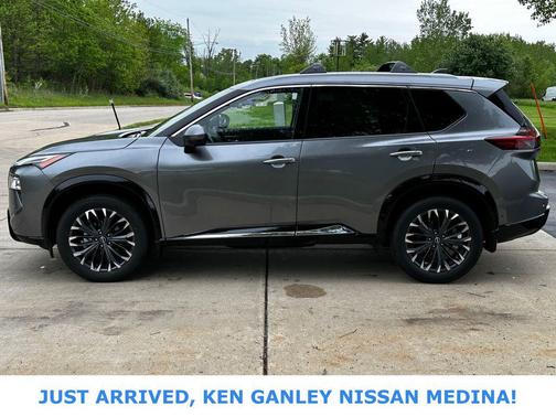 Gun Metallic 2026 Nissan Rogue Platinum