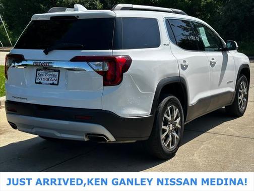 2022 GMC Acadia FWD SLE