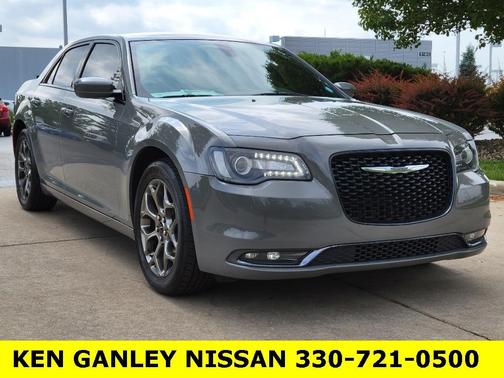Photo 1 of 51 of 2017 Chrysler 300 S