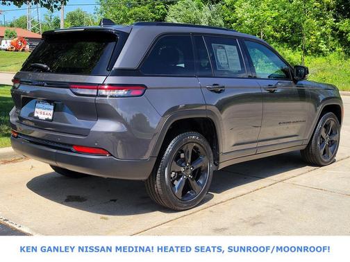 Baltic Gray Metallic Clearcoat 2024 Jeep Grand Cherokee Altitude