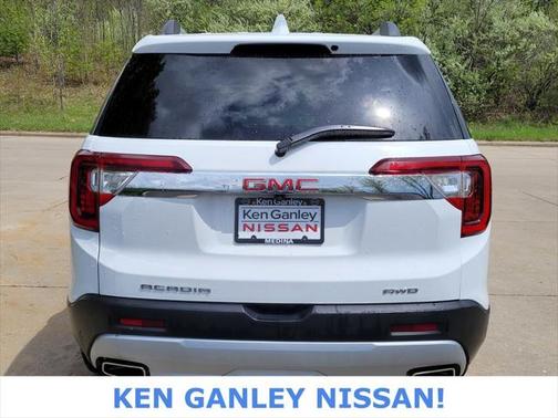 2023 GMC Acadia AWD SLT