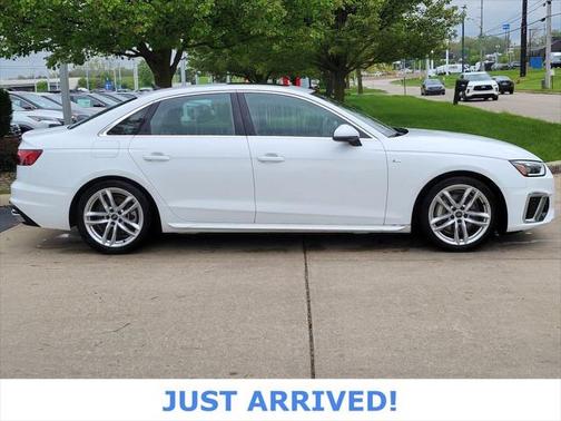 2024 Audi A4 45 S line Premium Plus