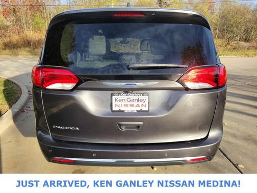 2019 Chrysler Pacifica Touring-L Plus