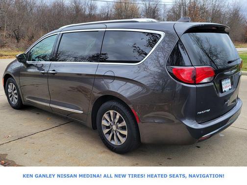 2019 Chrysler Pacifica Touring-L Plus