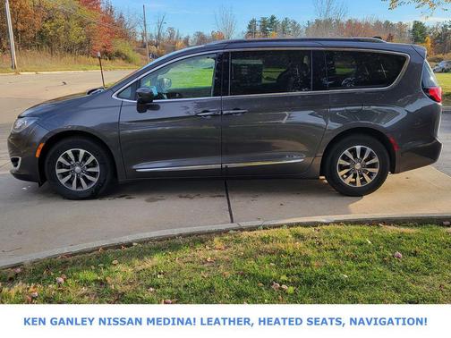 2019 Chrysler Pacifica Touring-L Plus