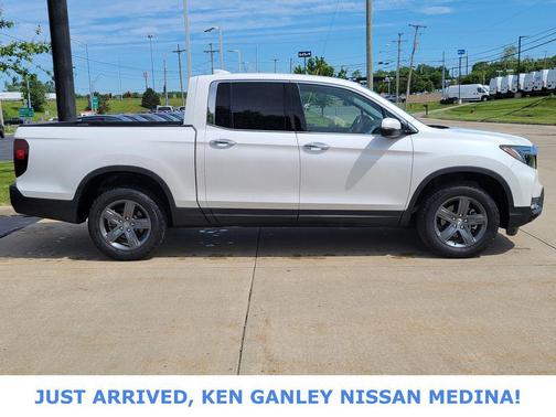 Platinum White Pearl 2023 Honda Ridgeline RTL-E