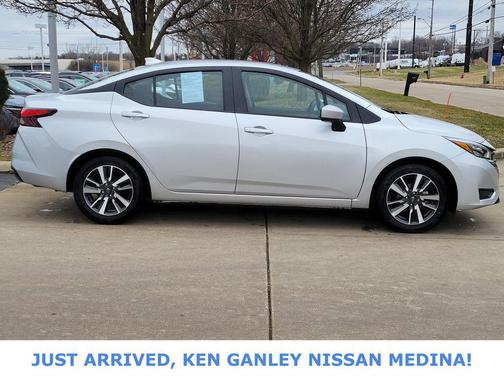 2025 Nissan Versa 1.6 SV