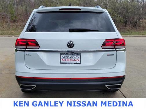 2022 Volkswagen Atlas 2.0T SEL