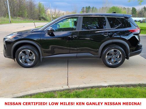 Super Black 2026 Nissan Rogue SV
