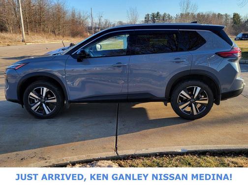 2024 Nissan Rogue SL