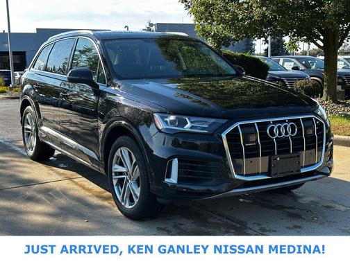 2023 Audi Q7 55 Premium Plus