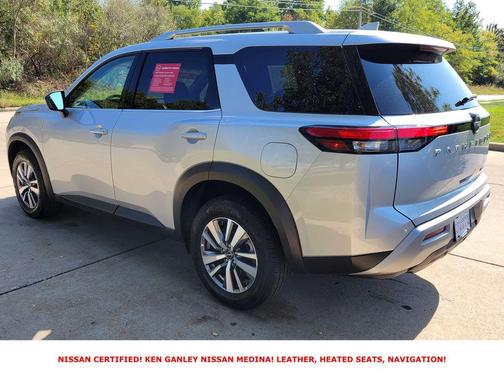 2025 Nissan Pathfinder SL 4WD
