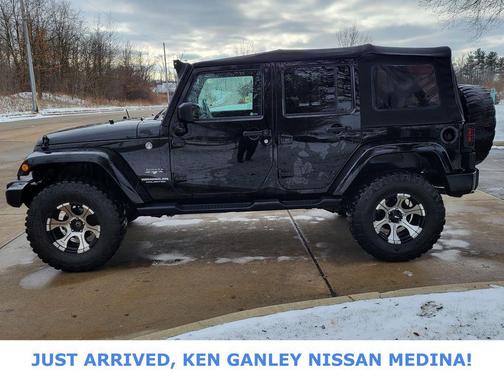 2016 Jeep Wrangler Unlimited Sahara