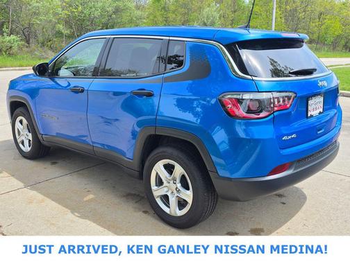 Laser Blue Pearlcoat 2023 Jeep Compass Sport