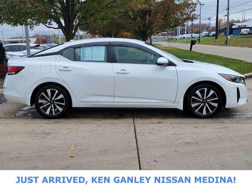 2024 Nissan Sentra SV