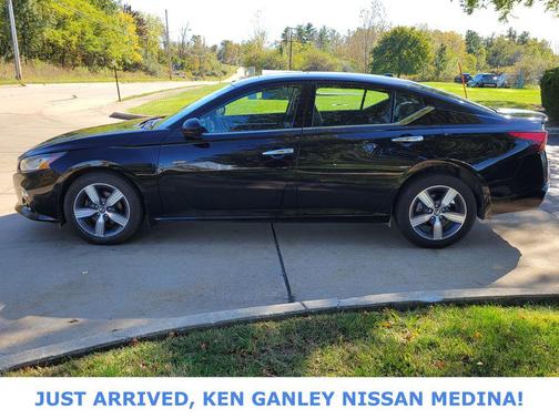 2022 Nissan Altima 2.5 SL