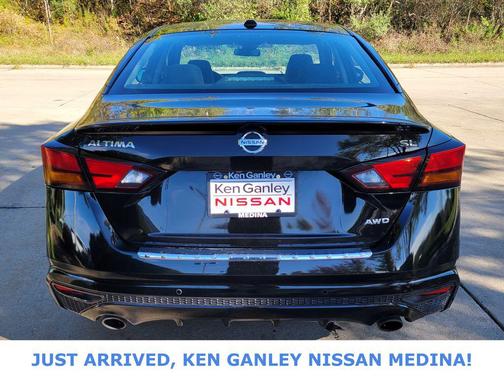 2022 Nissan Altima 2.5 SL