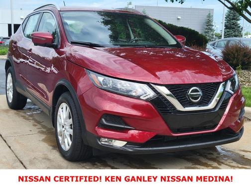 Scarlet Ember Pearl Metallic 2022 Nissan Rogue Sport SV
