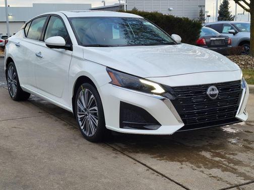 2025 Nissan Altima 2.5 SL