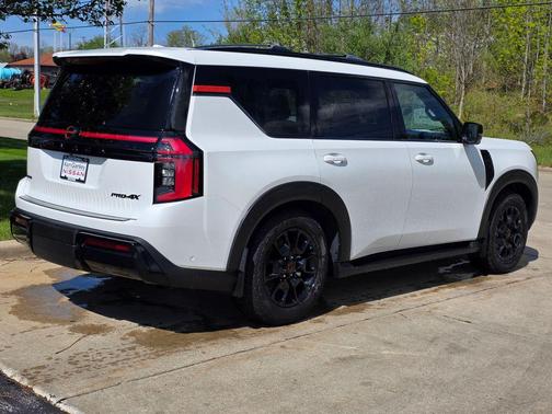 Aspen White Tricoat 2026 Nissan Armada PRO-4X
