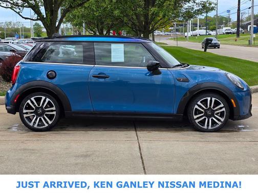 Island Blue Metallic 2023 MINI Hardtop Cooper S