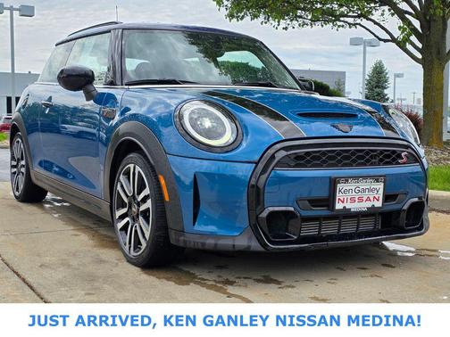 Island Blue Metallic 2023 MINI Hardtop Cooper S