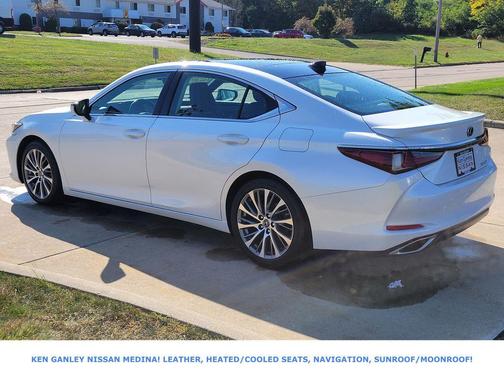 2021 Lexus ES 350 Base