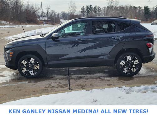 2024 Hyundai KONA SEL