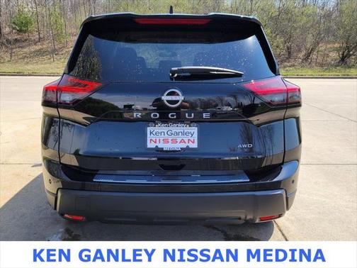 2025 Nissan Rogue S
