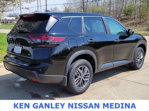 2025 Nissan Rogue S
