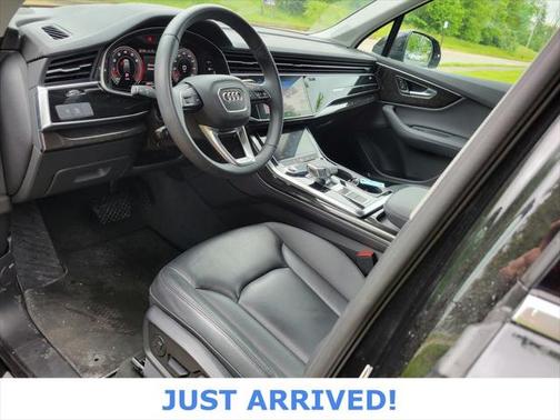 2024 Audi Q7 55 Premium Plus