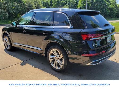 2024 Audi Q7 55 Premium Plus