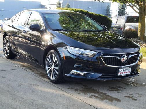 2019 Buick Regal Sportback FWD Essence