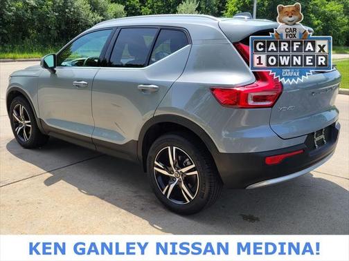 2024 Volvo XC40 B5 Core Bright Theme