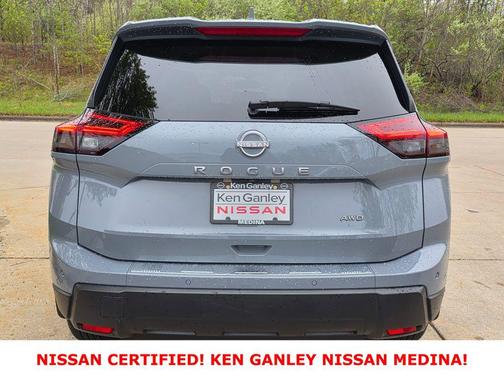 Boulder Gray Pearl 2026 Nissan Rogue SV