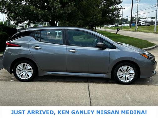 2023 Nissan Leaf S 40 kWh