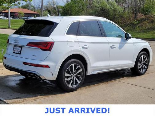 2023 Audi Q5 45 S line Premium Plus