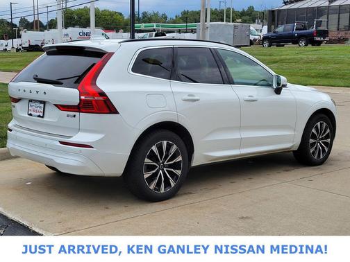 2023 Volvo XC60 B5 Core