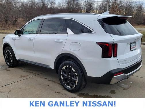 2024 Kia Sorento S