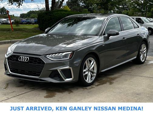 2023 Audi A4 45 S line Premium Plus