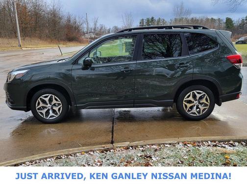 2023 Subaru Forester Premium