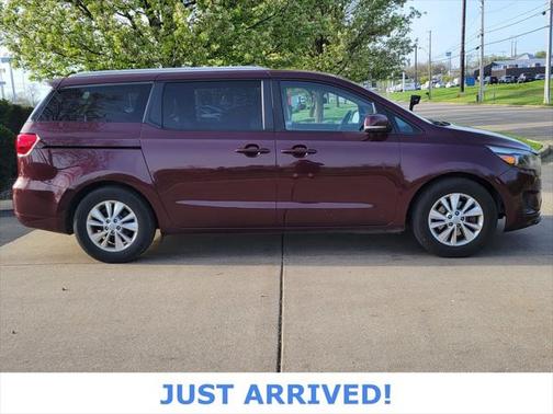 2015 Kia Sedona LX