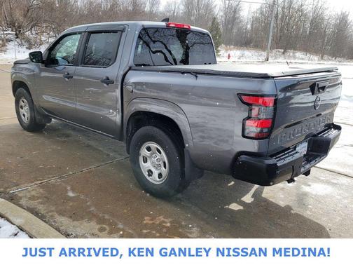 2022 Nissan Frontier S