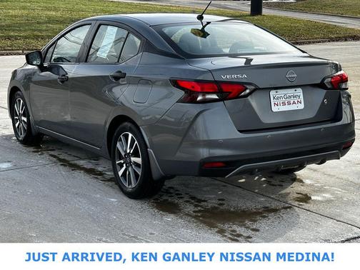 2024 Nissan Versa 1.6 S