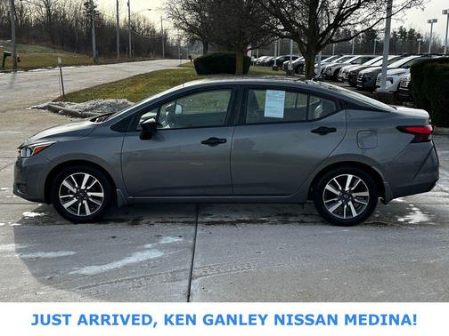 2024 Nissan Versa 1.6 S