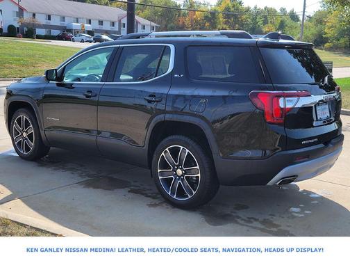2022 GMC Acadia FWD SLT
